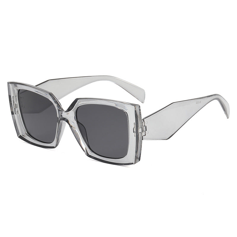 Damen Extravagante Oversized-Sonnenbrille im modernen Design Karnz