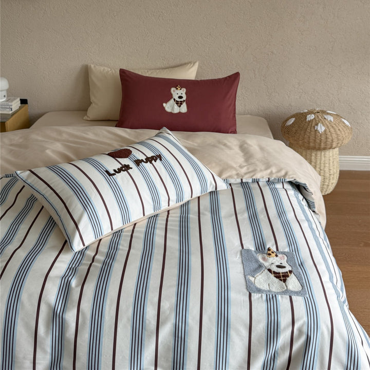 Gestreiftes Baumwollsatin Bettbezug-Set mit gesticktem Teddy-Patch