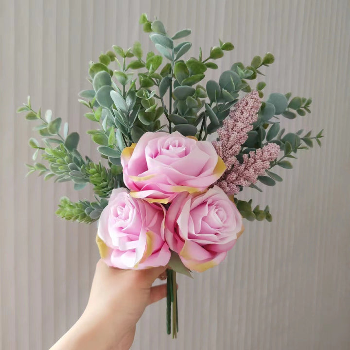 Lebensnahe Gelbe Rosenstrauß Arrangemement
