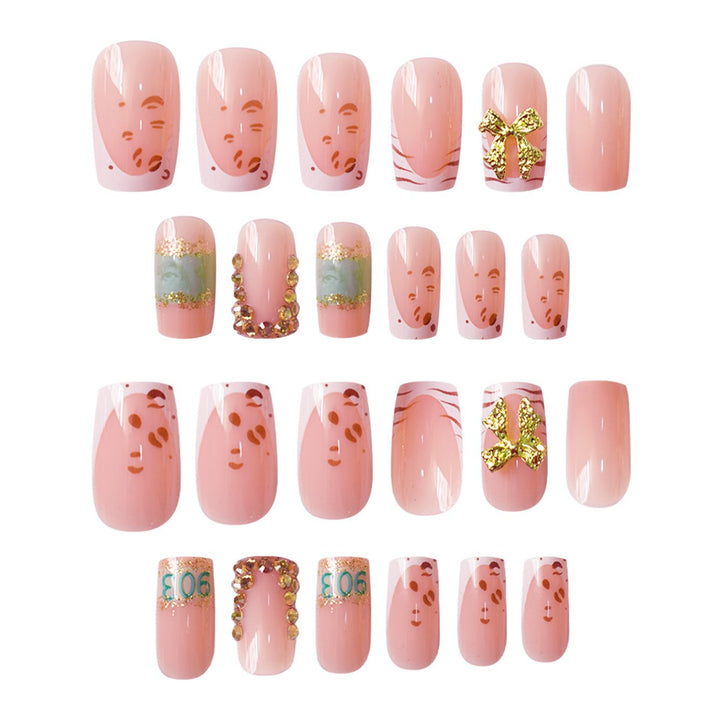 Dekorative Nagelkunst Karnz