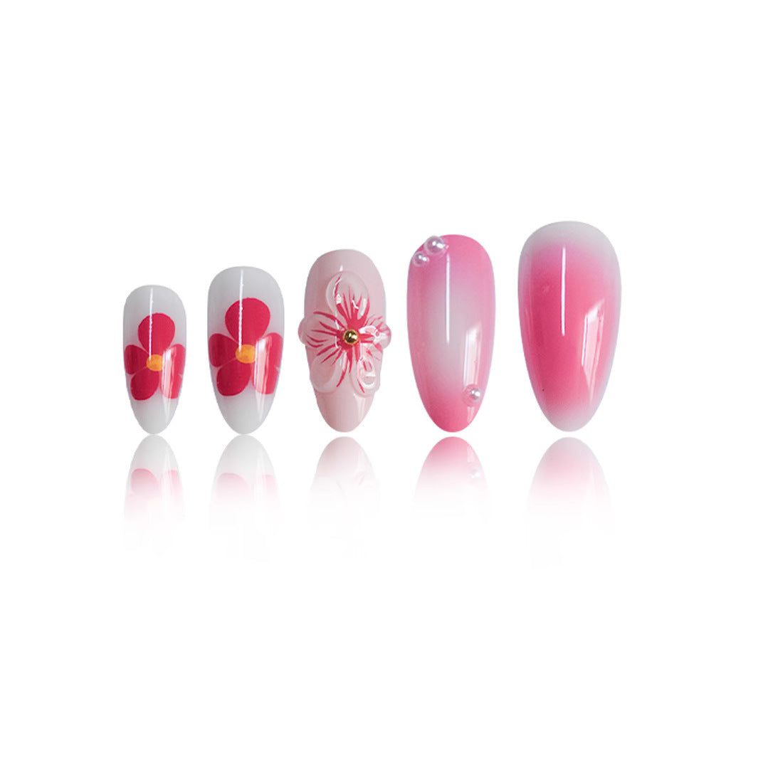 Blumenakzent-Nagelkunst Karnz