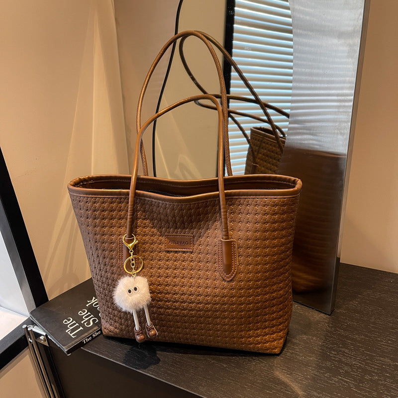 Gewebte gemusterte Schultertasche Karnz