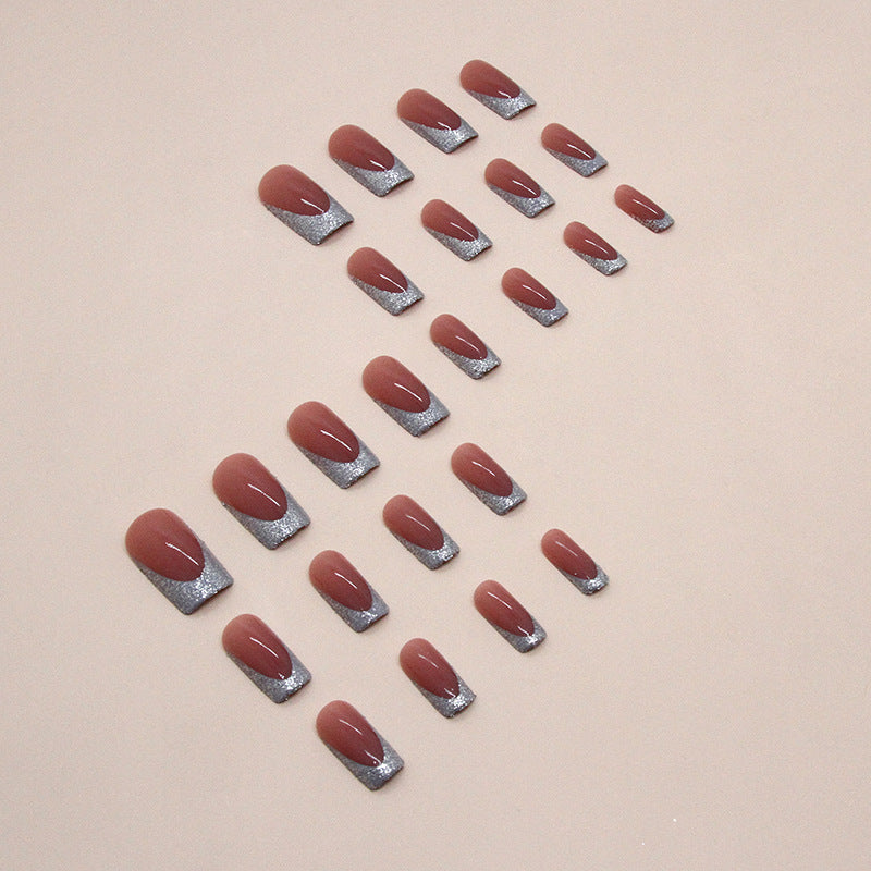 Glitzernde Französische Spitze Nagelkunst Karnz