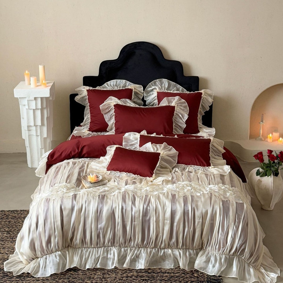 Luxuriöses Satin-Bettwäsche-Set mit volants und Spitzenbesatz