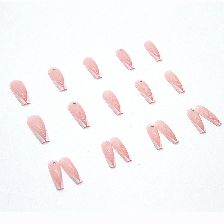 Künstliche Nagelspitzen mit elegantem Design Karnz