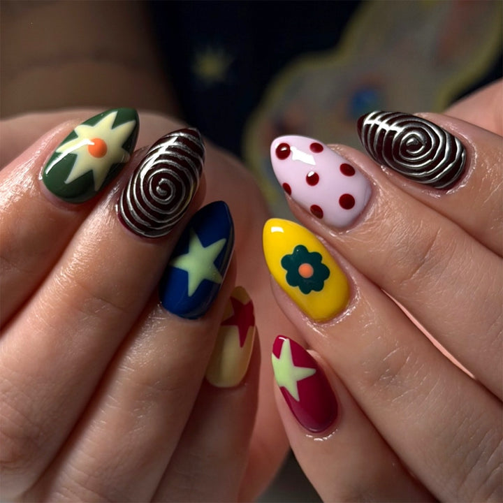 Kreative Nagelkunst Karnz