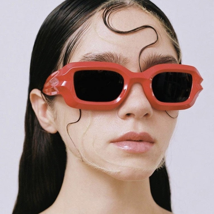 Damen modische Sonnenbrille mit auffälligem Rahmen Karnz