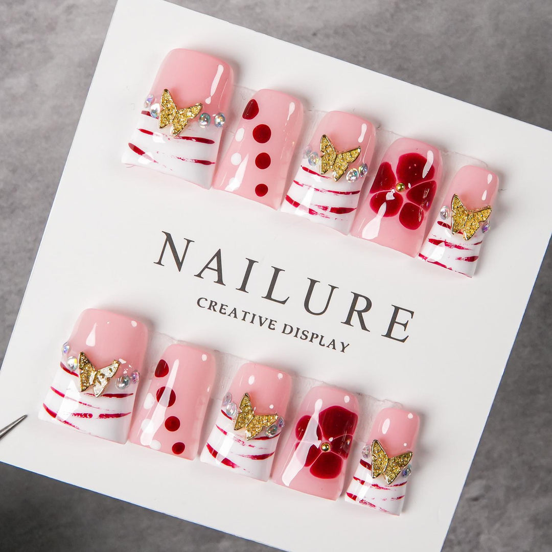 Künstlerisch gestaltetes Press-On-Nagelset