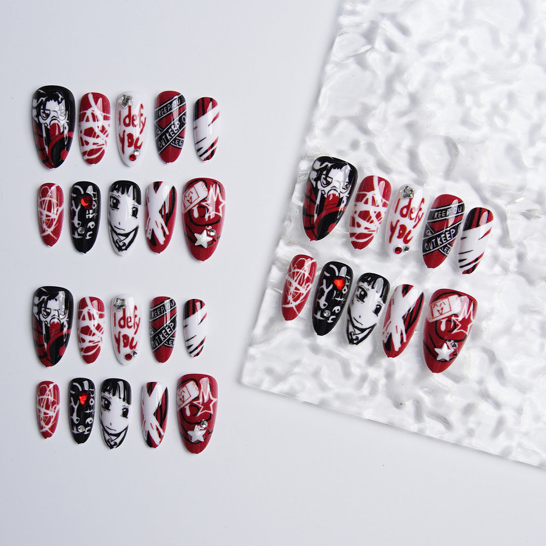 Kreatives Nagelkunst-Set mit einzigartigen Grafiken Karnz