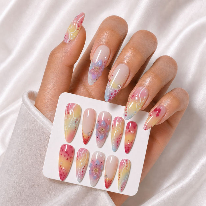Künstlerische Gel Press-On Nagelverlängerungen Karnz