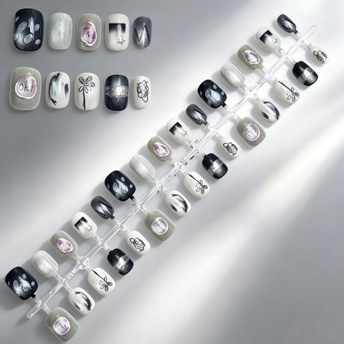 Artistisches Nageldesign-Kit