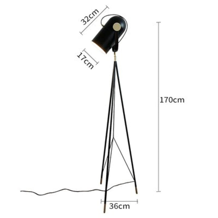 Moderne verstellbare Stehlampe mit Dreibeinfuß