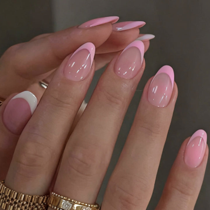 Premium Press-On Nail Set mit elegantem French Tip Design Karnz