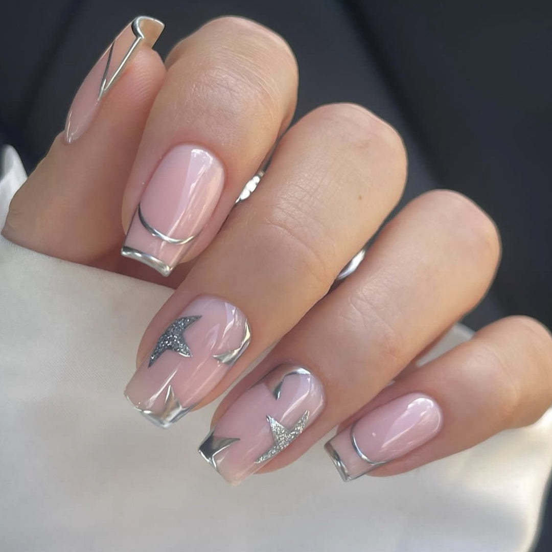 Elegante französische Spitzen-Nagelkunst Karnz