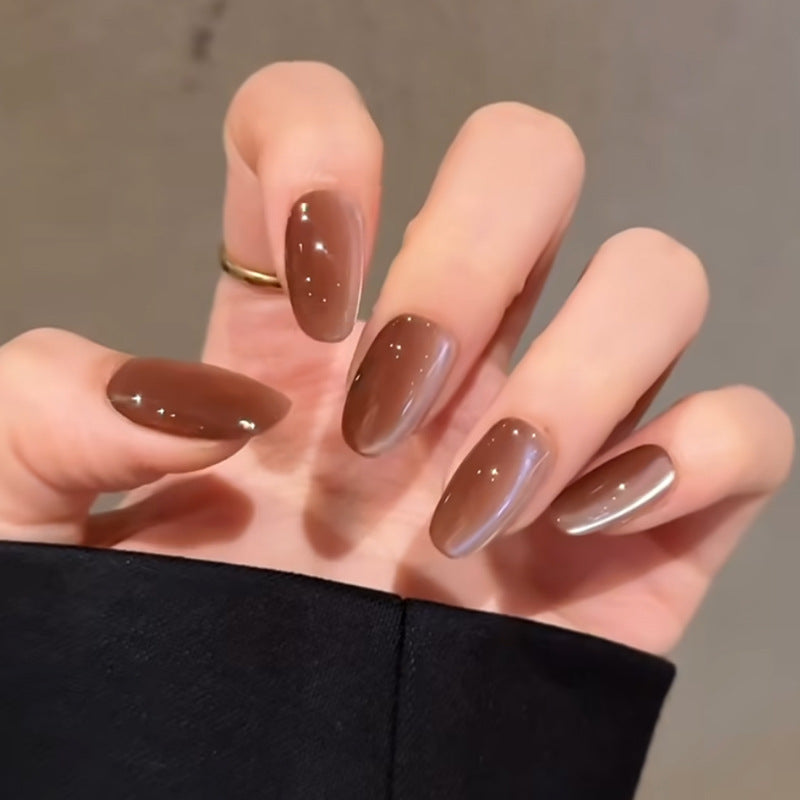 Glamouröses Press-On Nagelkunst-Set mit stylishen Edelstein-Akzenten Karnz
