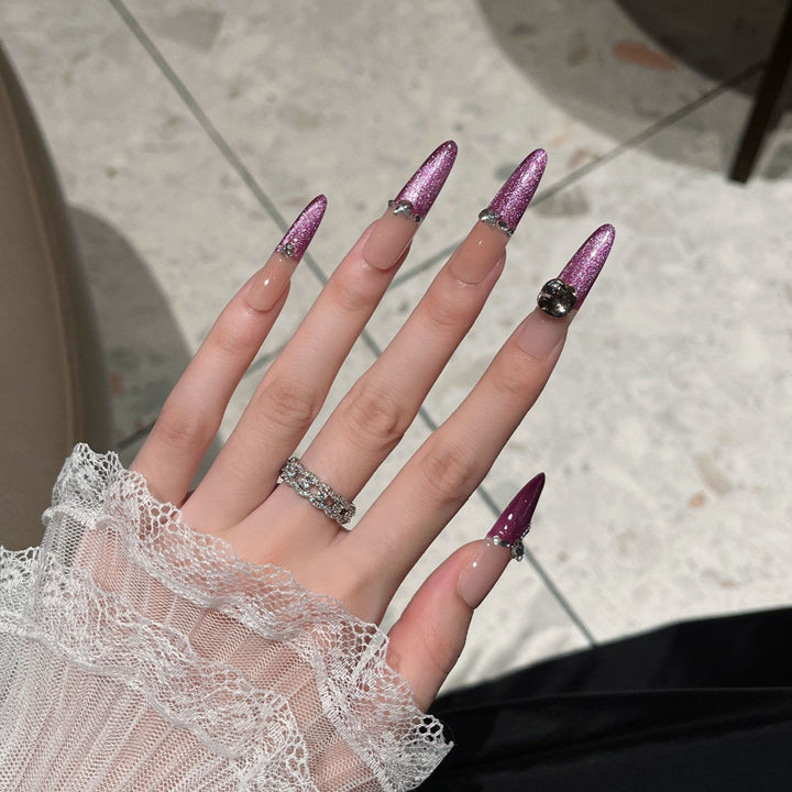Glamouröse Stiletto Nagelkunst Extensions Karnz