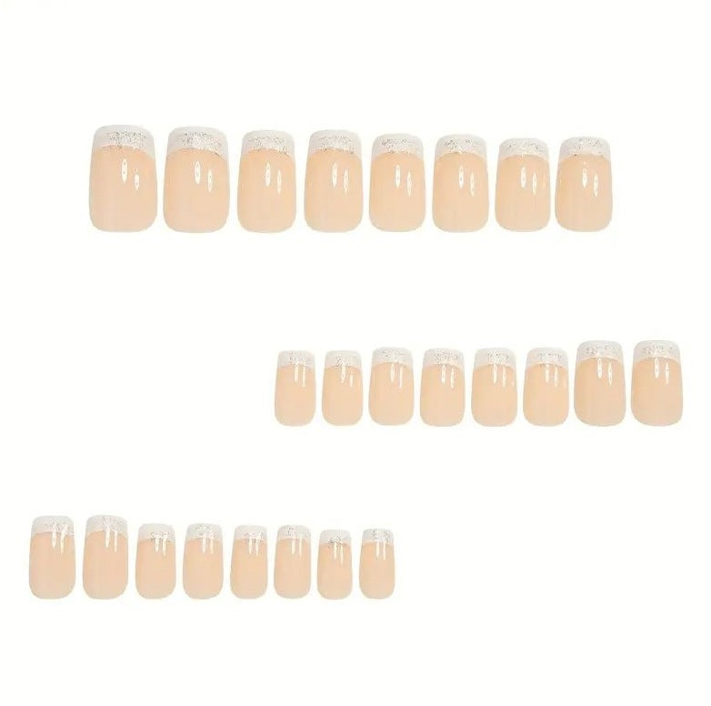 Klassische französische Spitzen-Nagelkunst Karnz