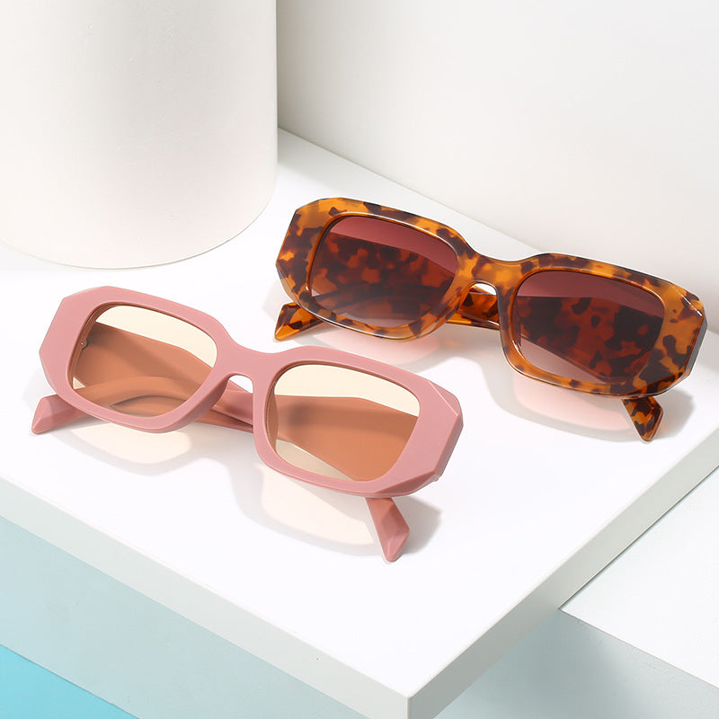 Damen extravagante Sonnenbrille im modernen Tortoise-Stil Karnz