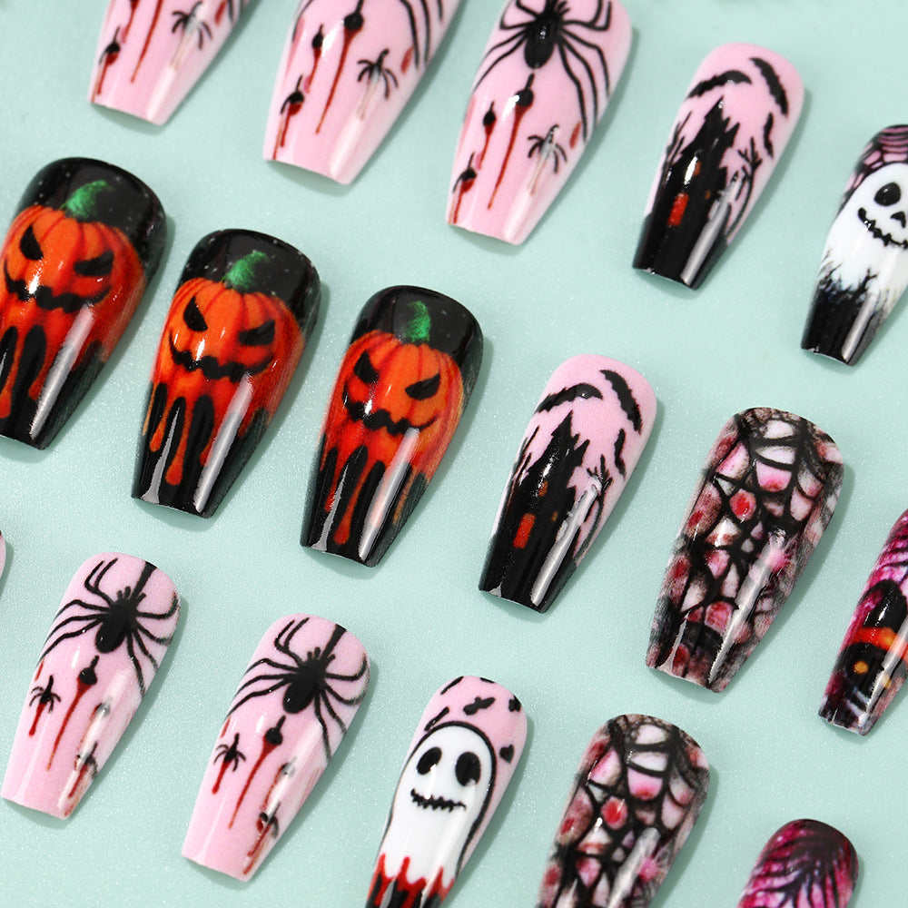 Kreatives Halloween-Kunstnagelset Karnz