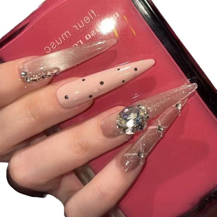 Dekorative Stiletto Nagelkunst Verbesserungen