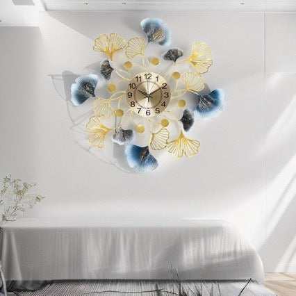 Elegante Ginkgo Blatt Wanduhr Karnz