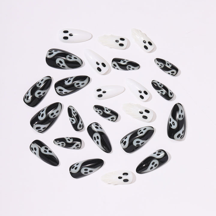 Halloween-Themen Press-On-Nagelset mit Geisterdesigns Karnz