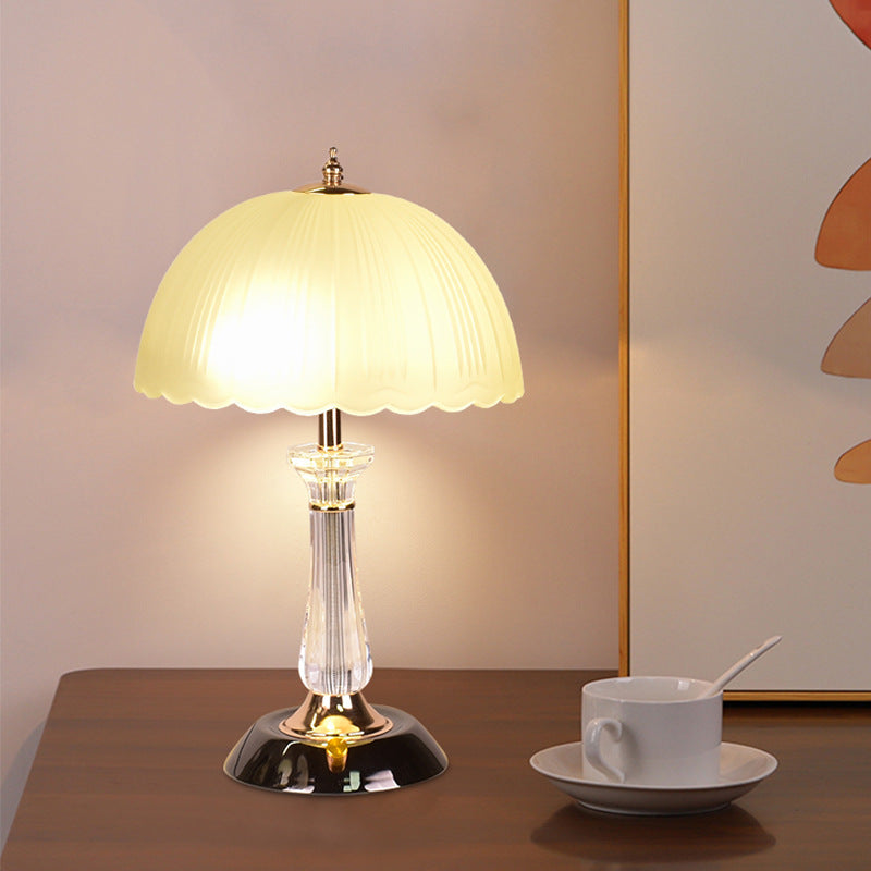 Vintage-inspiriertes Glas Tischlampe