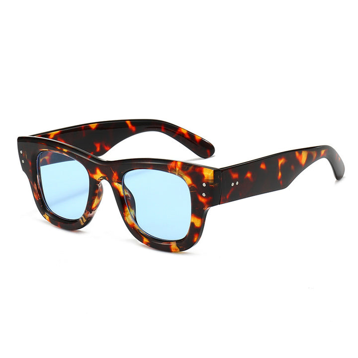 Retro-inspirierte auffällige Rahmen-Sonnenbrille Karnz