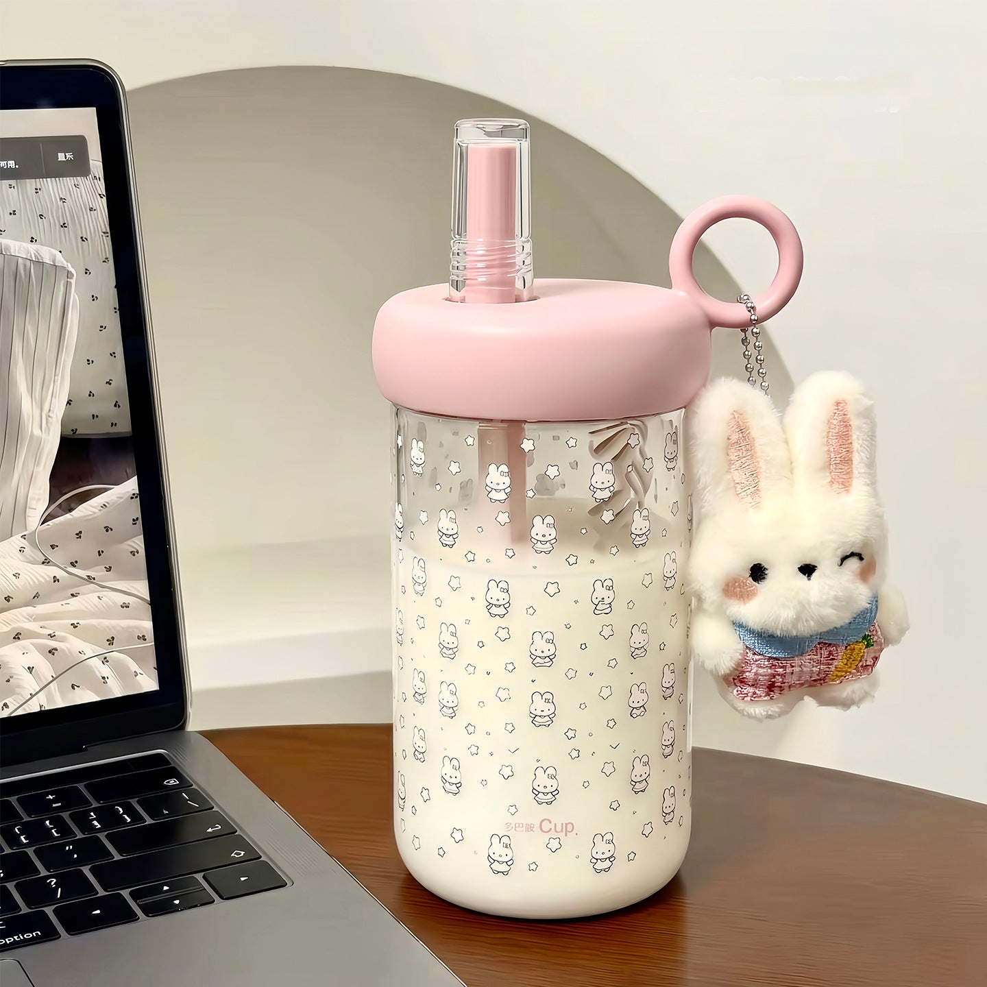 Damen Trinkflasche mit integriertem Fruchteinsatz und Silikondeckel Karnz