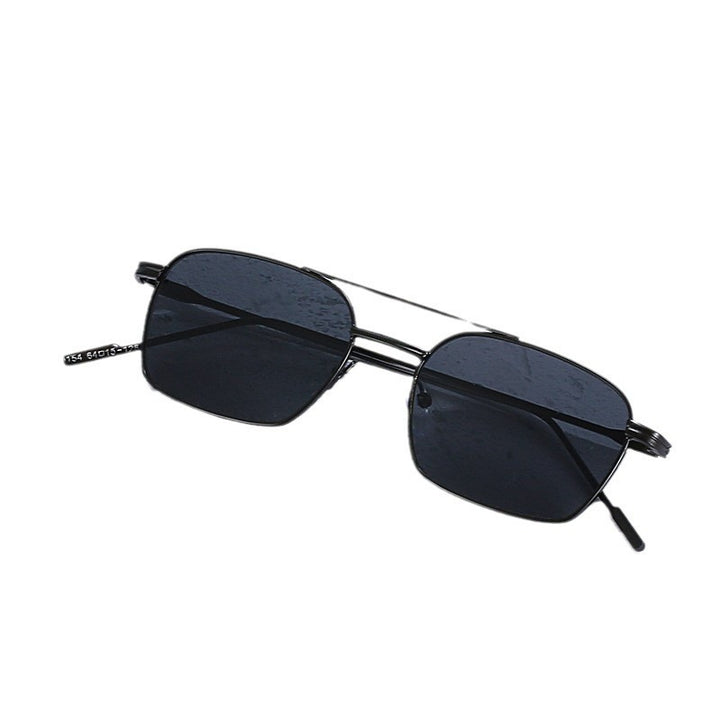 Elegante geometrische Rahmen-Sonnenbrille Karnz
