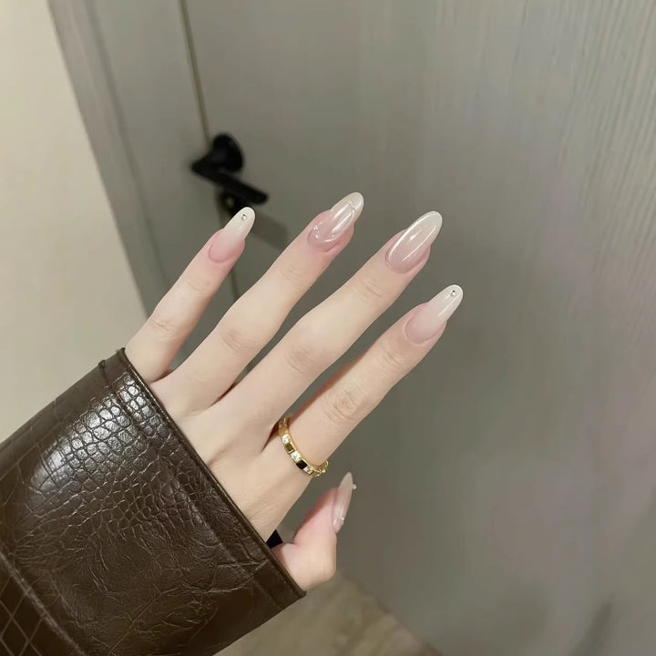 Modische Nagelkunst