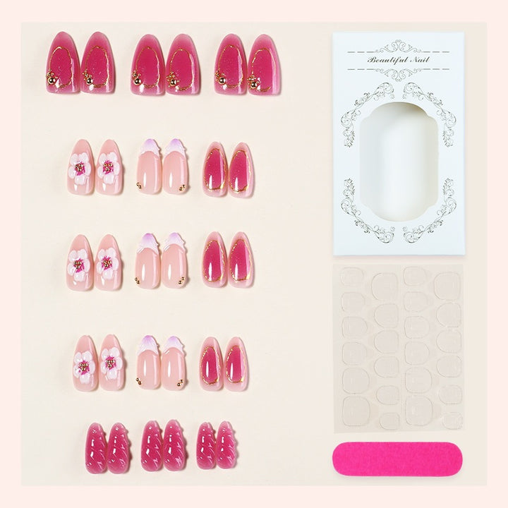 Kreatives Kunstnagelset mit verschiedenen Designs Karnz
