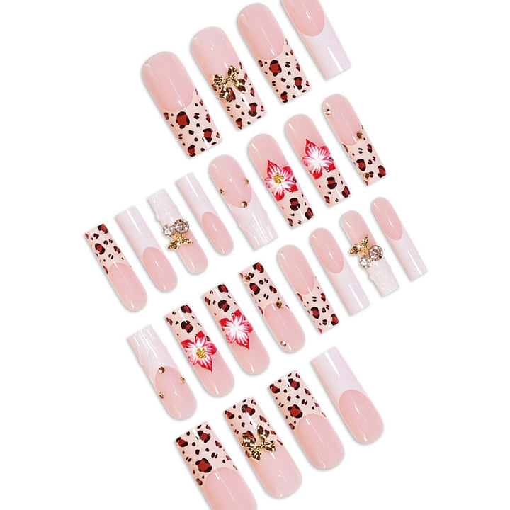 Künstlerische Acryl-Nagelerweiterungen mit floralem und tierischem Druckdesign Karnz