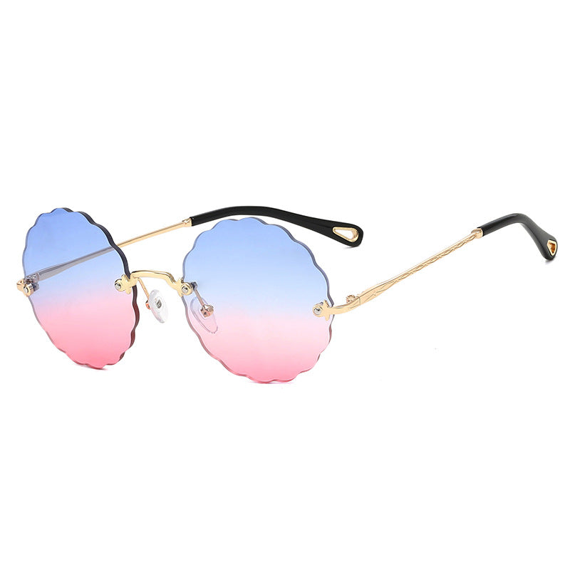 Damen Modische Brille mit verspieltem Wellenrahmen Karnz