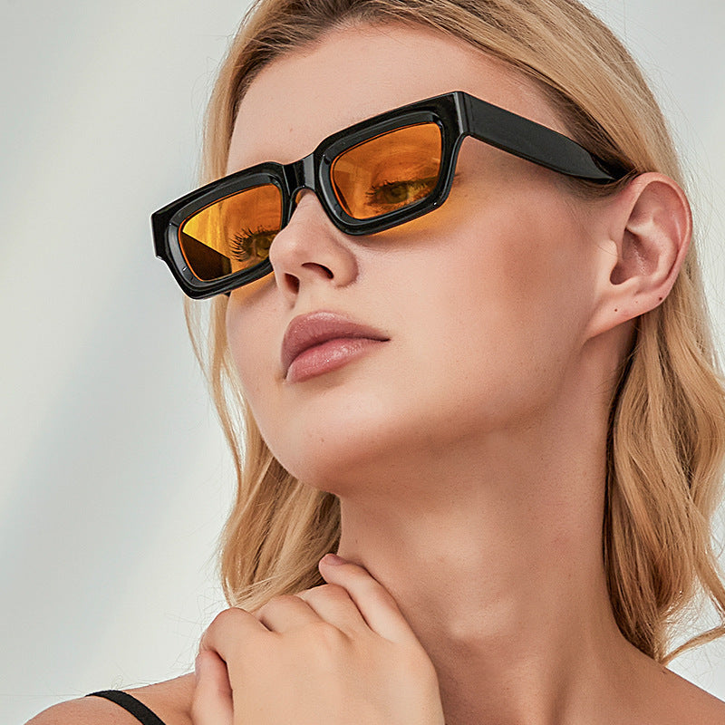 Damen trendige Sonnenbrille mit robustem und transparentem Rahmen Karnz