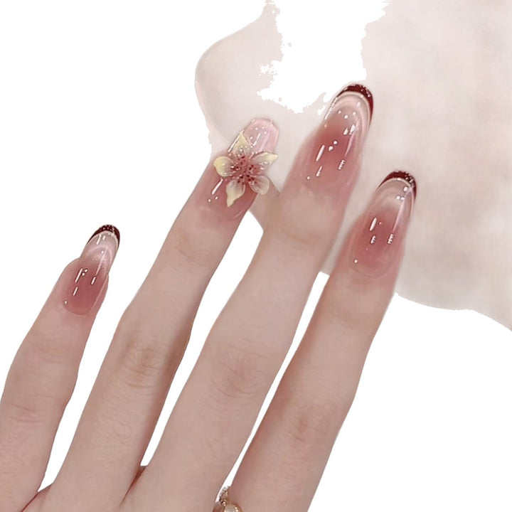 Elegante florale Acryl-Nagelkunstverlängerungen