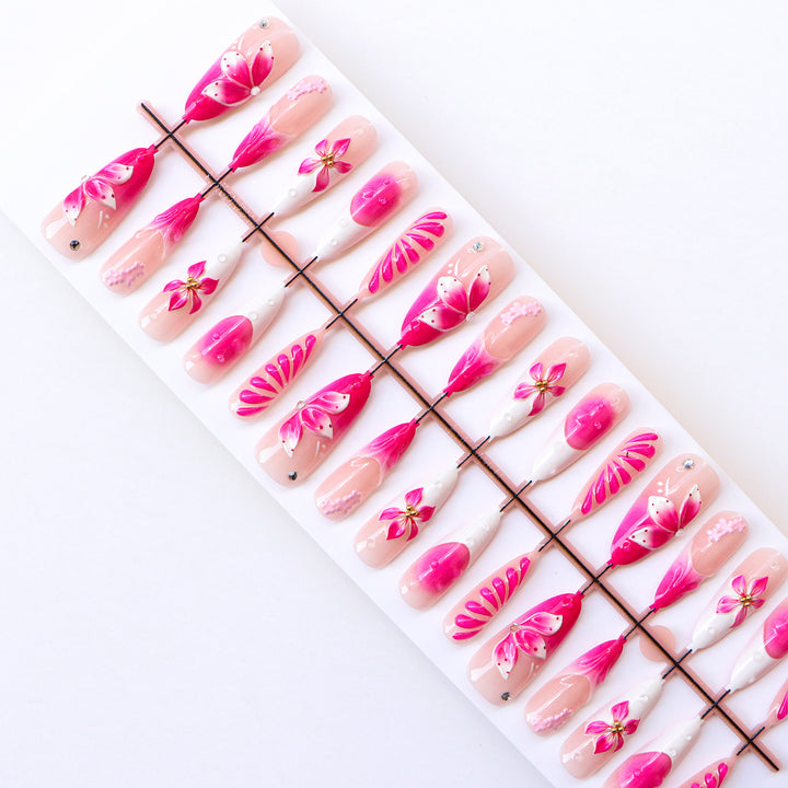 Premium Floral Nagelkunstkollektion