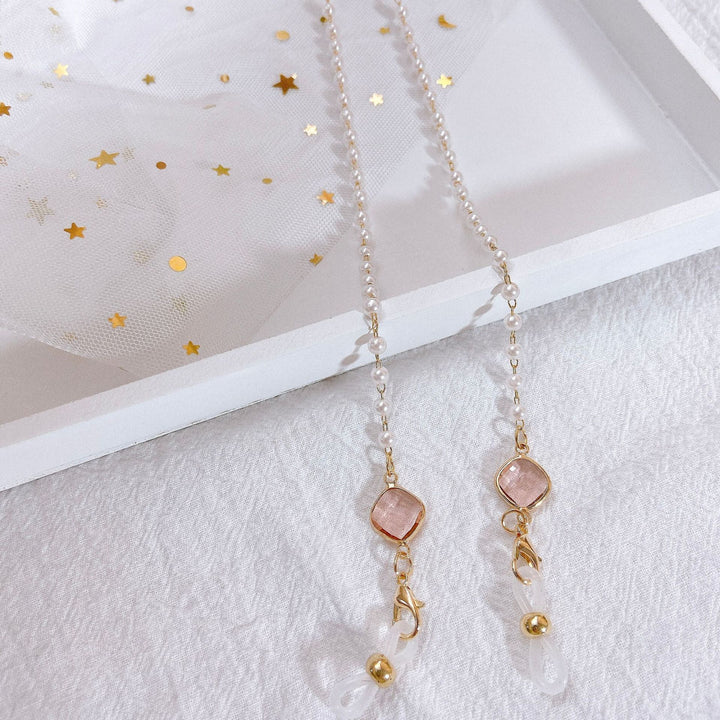 Elegante Perlenkette mit Goldenen Akzenten Karnz