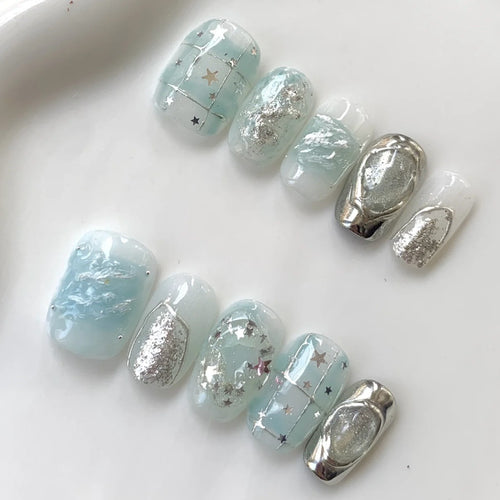 Künstlerische Nail Art Press-On Kollektion