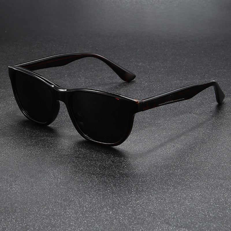 Damen Sonnenbrille im modernen Retro-Design mit hochwertigem UV-Schutz Karnz