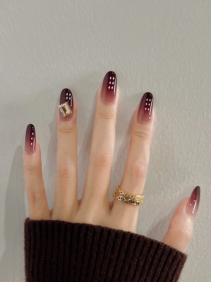 Künstlerische Ombre Nagelkunst
