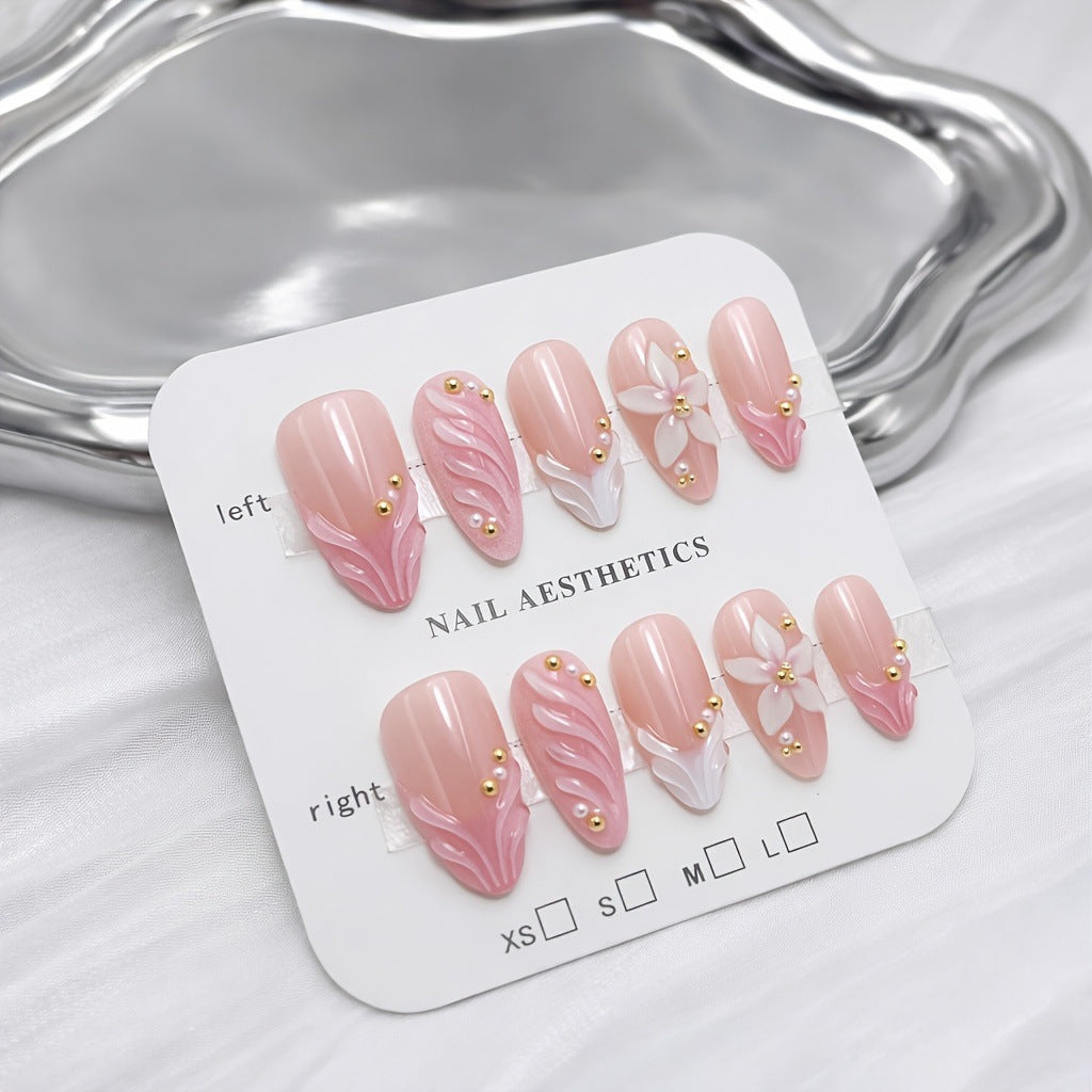 Elegantes florales Nagelset Karnz