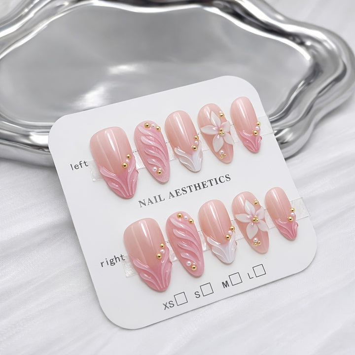 Elegantes florales Nagelset Karnz