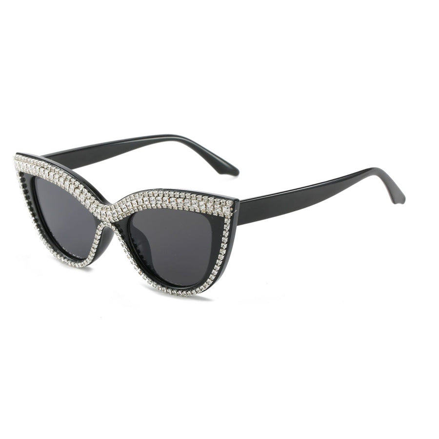 Statement Cat-Eye Sonnenbrille mit Kristallverzierungen Karnz