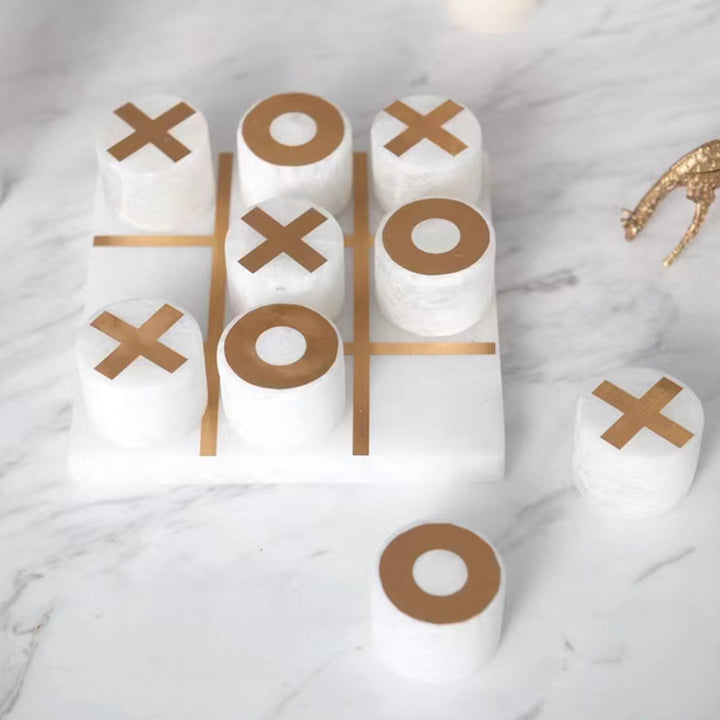 Dekoratives Tic-Tac-Toe-Spielset