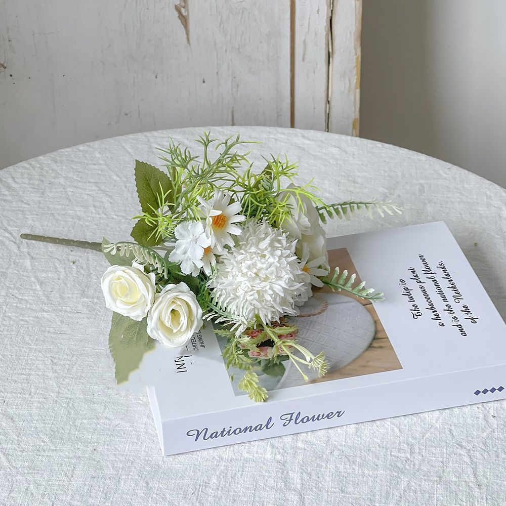 Premium Künstliches Blumenstrauß Arrangement