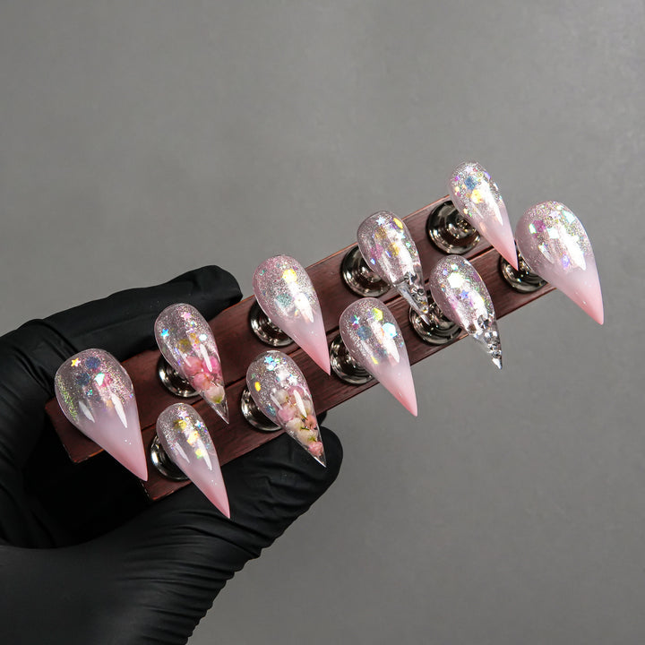 Stiletto Press-On Nagelkunst Set