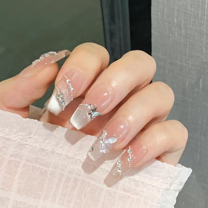 Elegante dekorative Press-On Nail Set Karnz