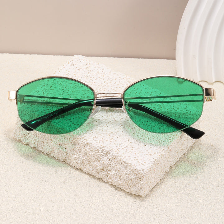 Modische Brille mit Eleganter, Ovale Form Karnz