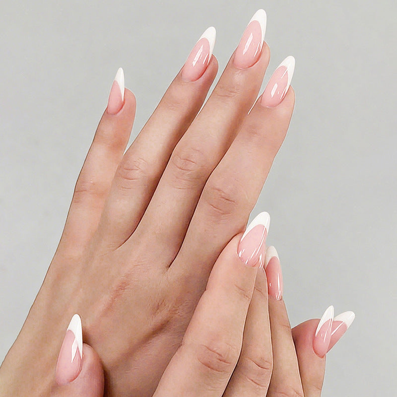 Elegantes Press-On-Nagelset mit natürlichem Finish Karnz